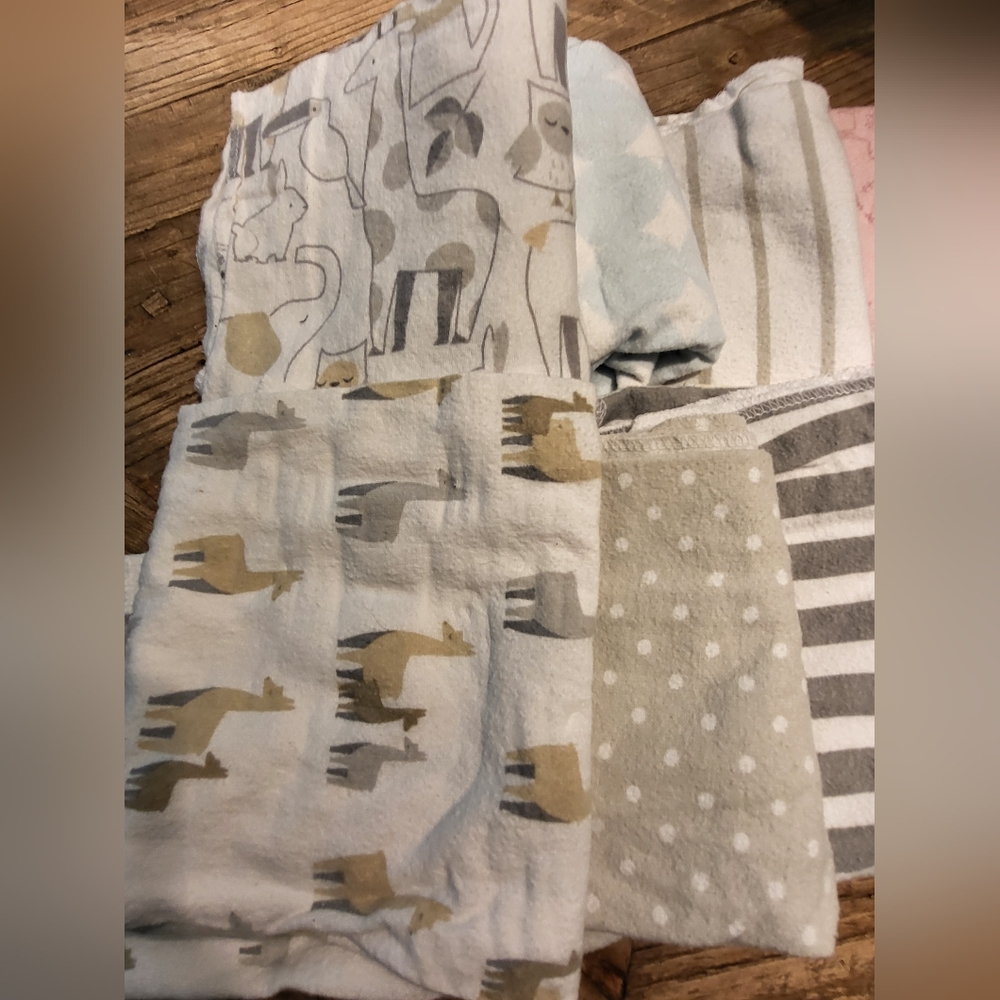Baby Blankets Bundle - Picture 5 of 5